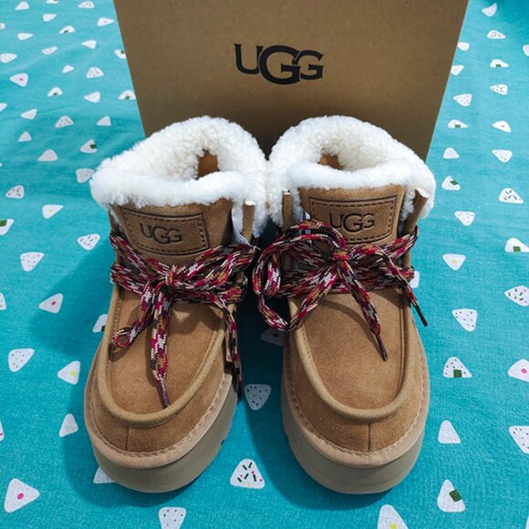 Shoes - Ugg Women Funkarra Cabin Cuff Chestnut Ankle Platform Shoes